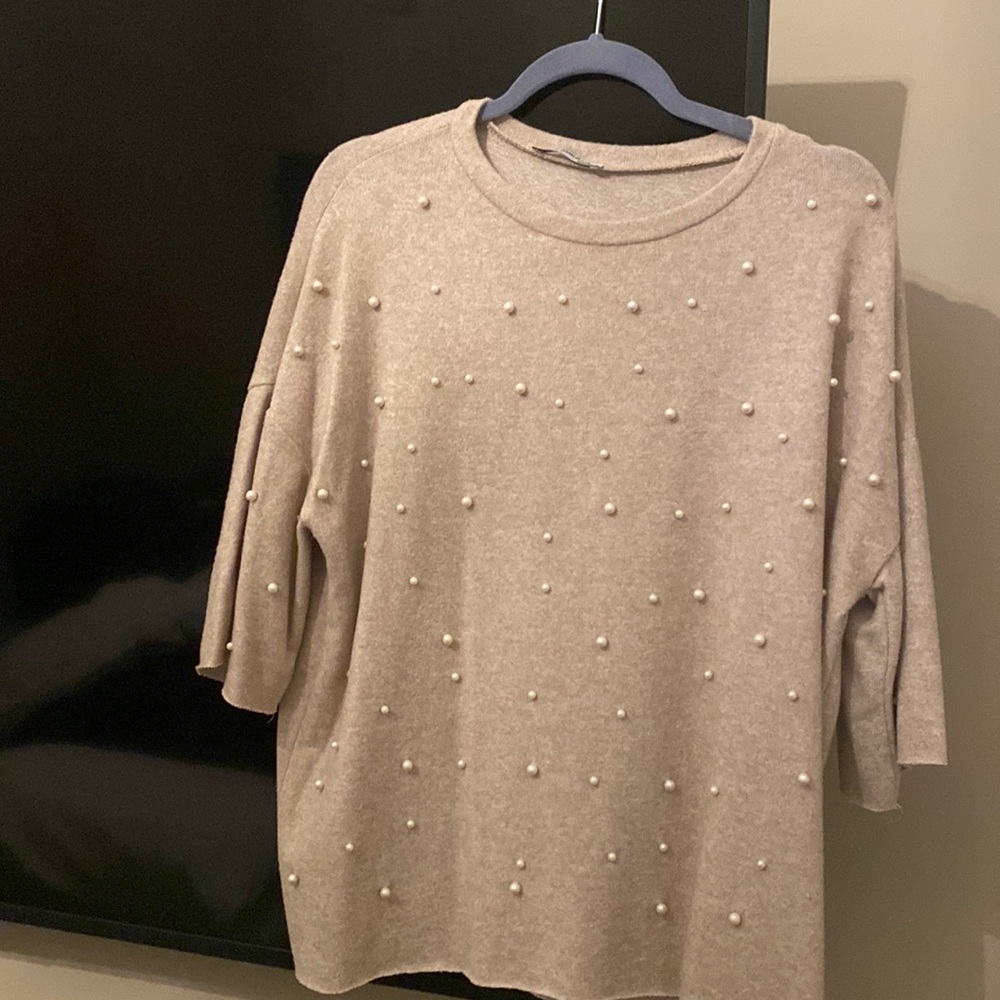 Zara pearl neutral top oversized